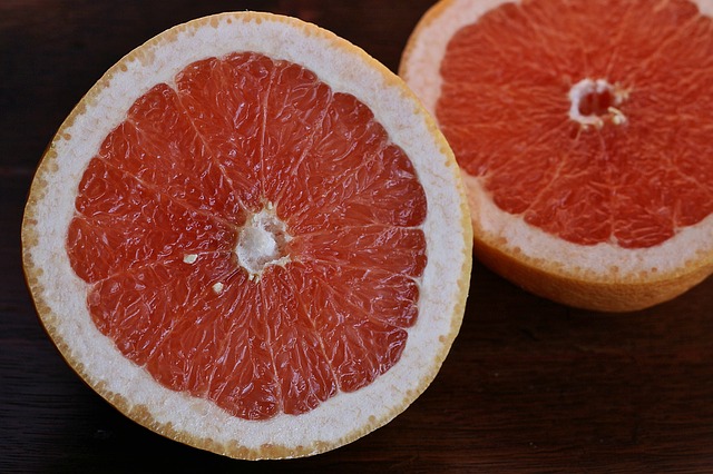 przekrojony grejpfrut